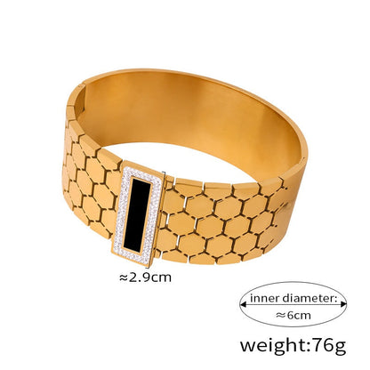 14 K GOLD Honeycomb texture necklace bracelet earrings ring