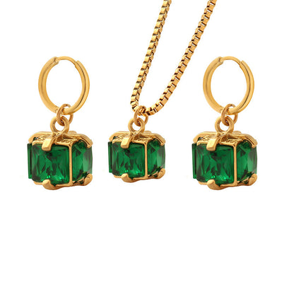 Designer Four-Prong Emerald Necklace and Earring Jewelry Set