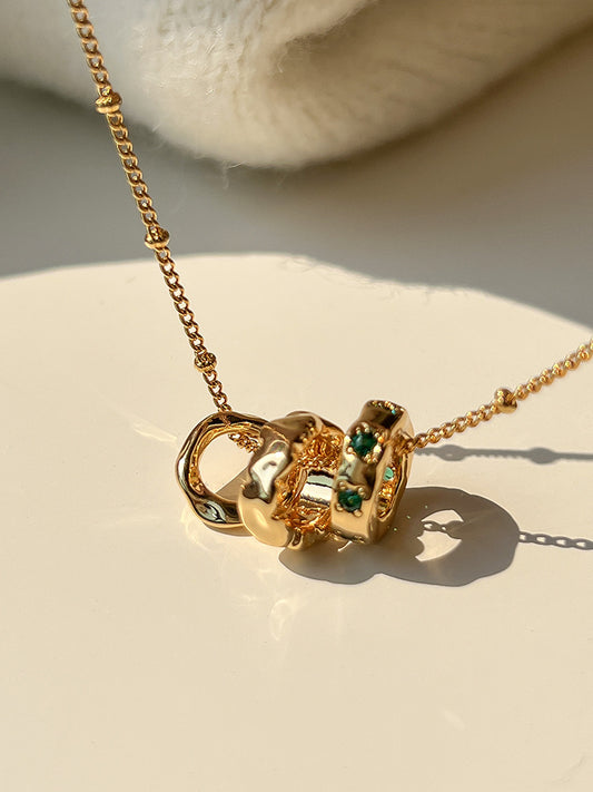 14k Gold Vintage Emerald Zircon Pendant Necklace
