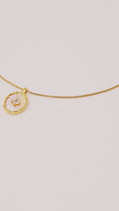 14K Gold Mother Shell Diamond  Necklace