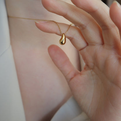 14K Gold Water Drop Necklace